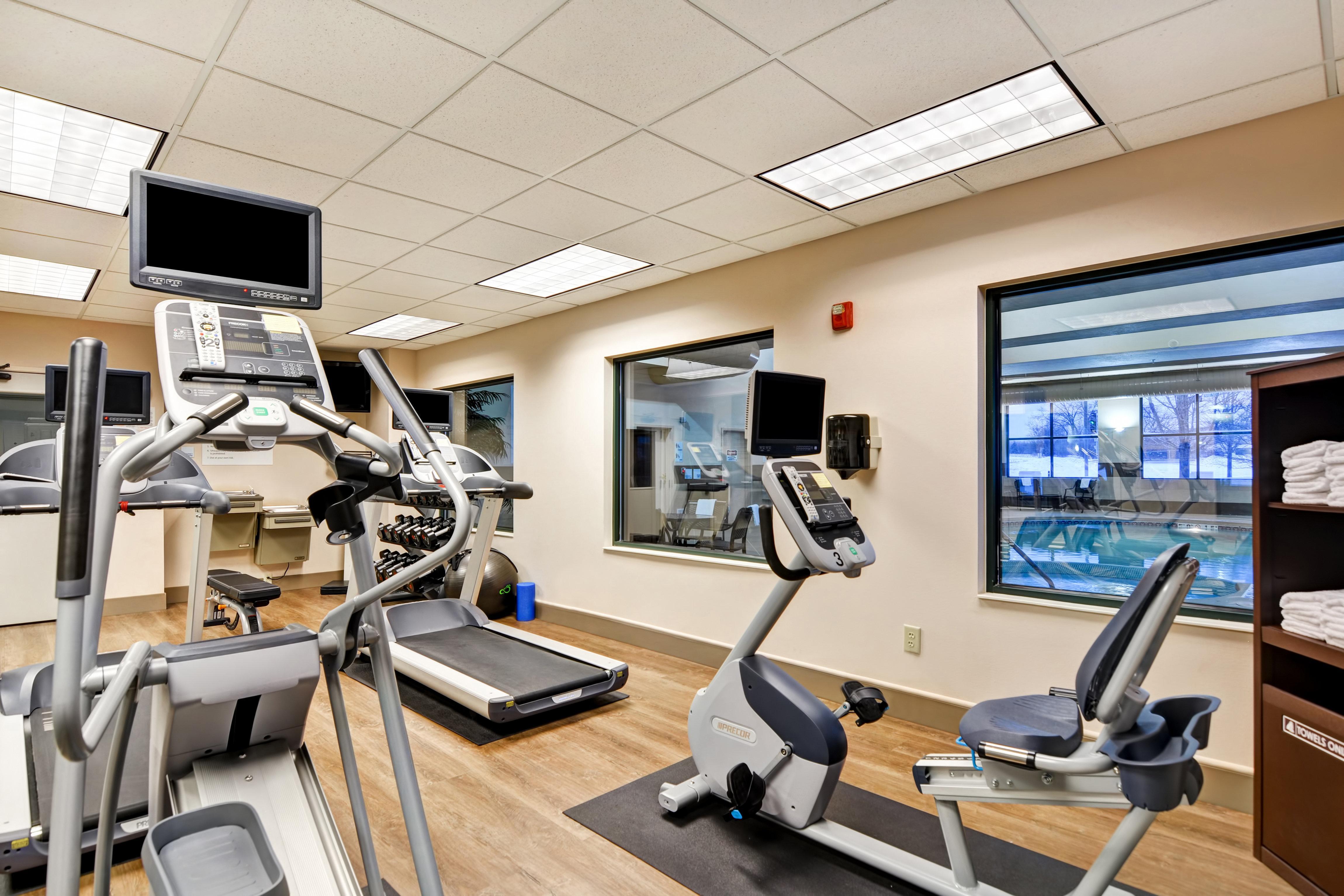 Holiday Inn Express Hotel & Suites Milwaukee-New Berlin By Ihg Exteriér fotografie