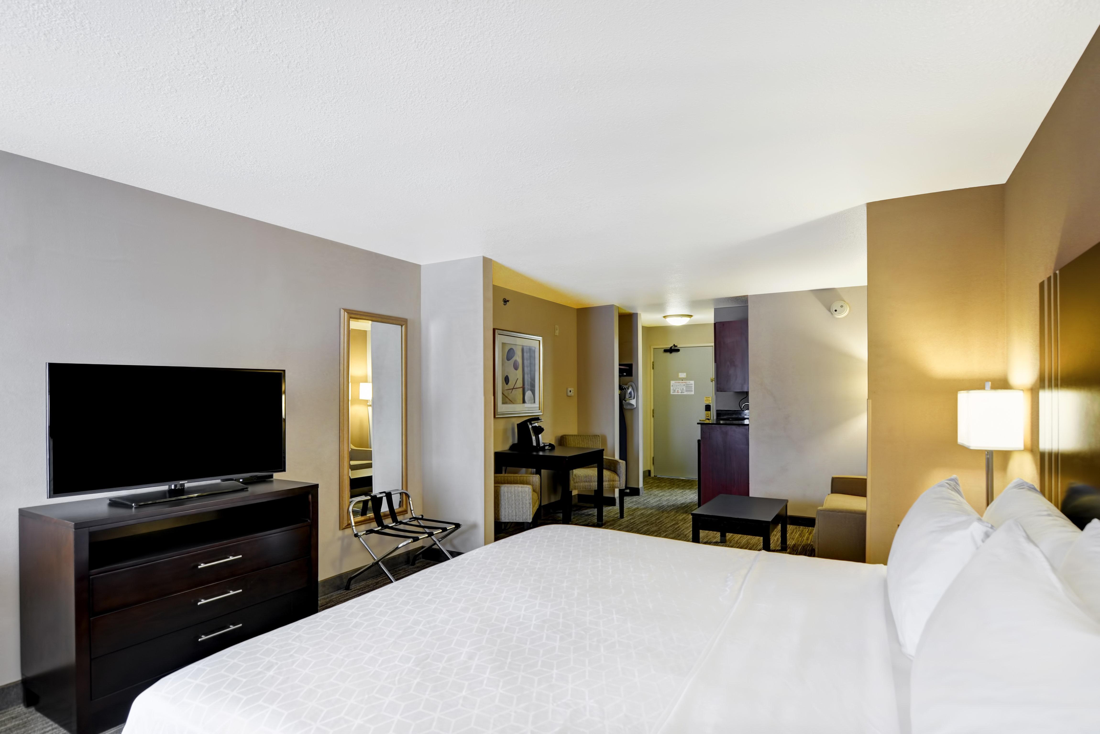 Holiday Inn Express Hotel & Suites Milwaukee-New Berlin By Ihg Exteriér fotografie