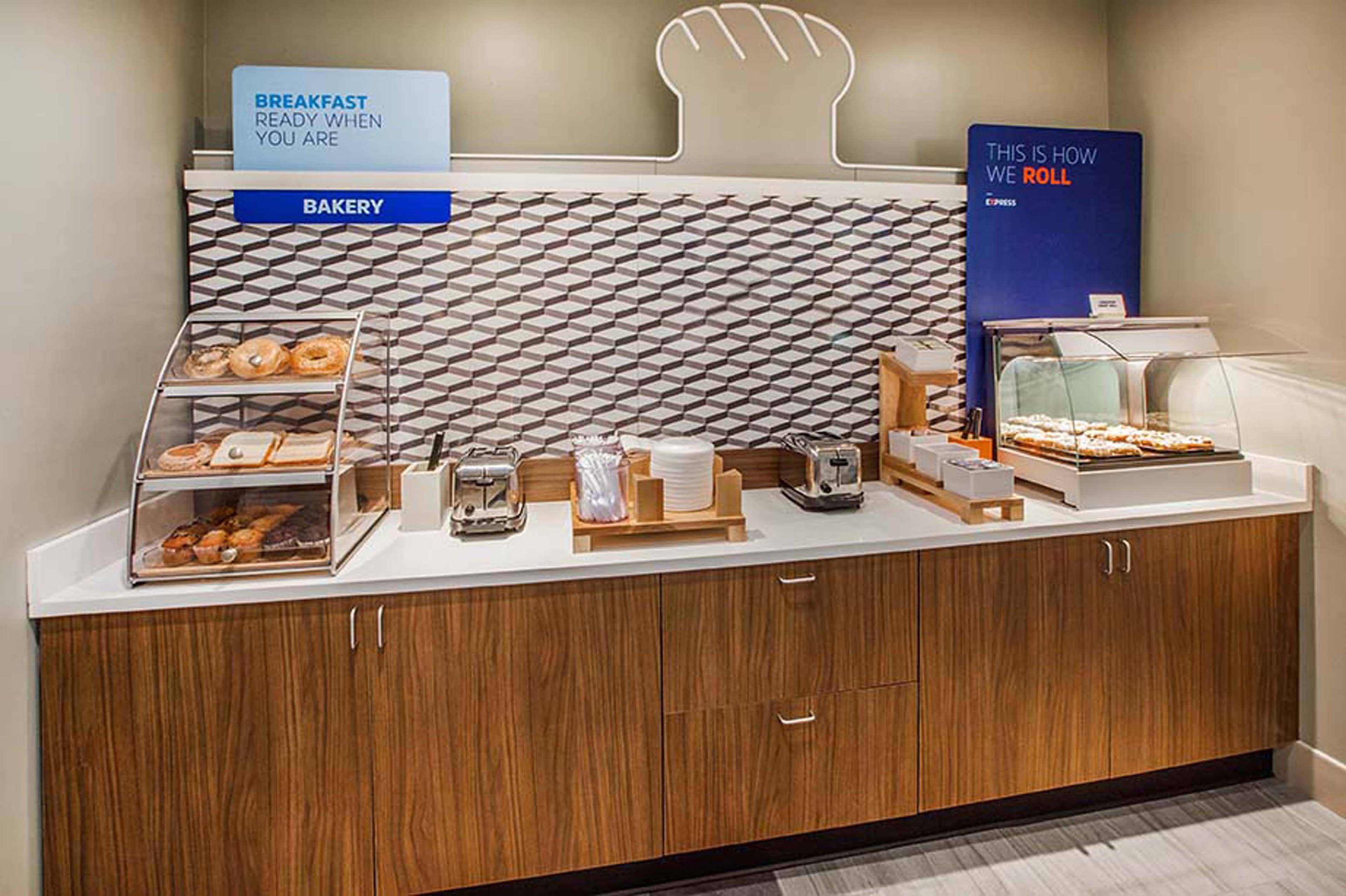 Holiday Inn Express Hotel & Suites Milwaukee-New Berlin By Ihg Exteriér fotografie