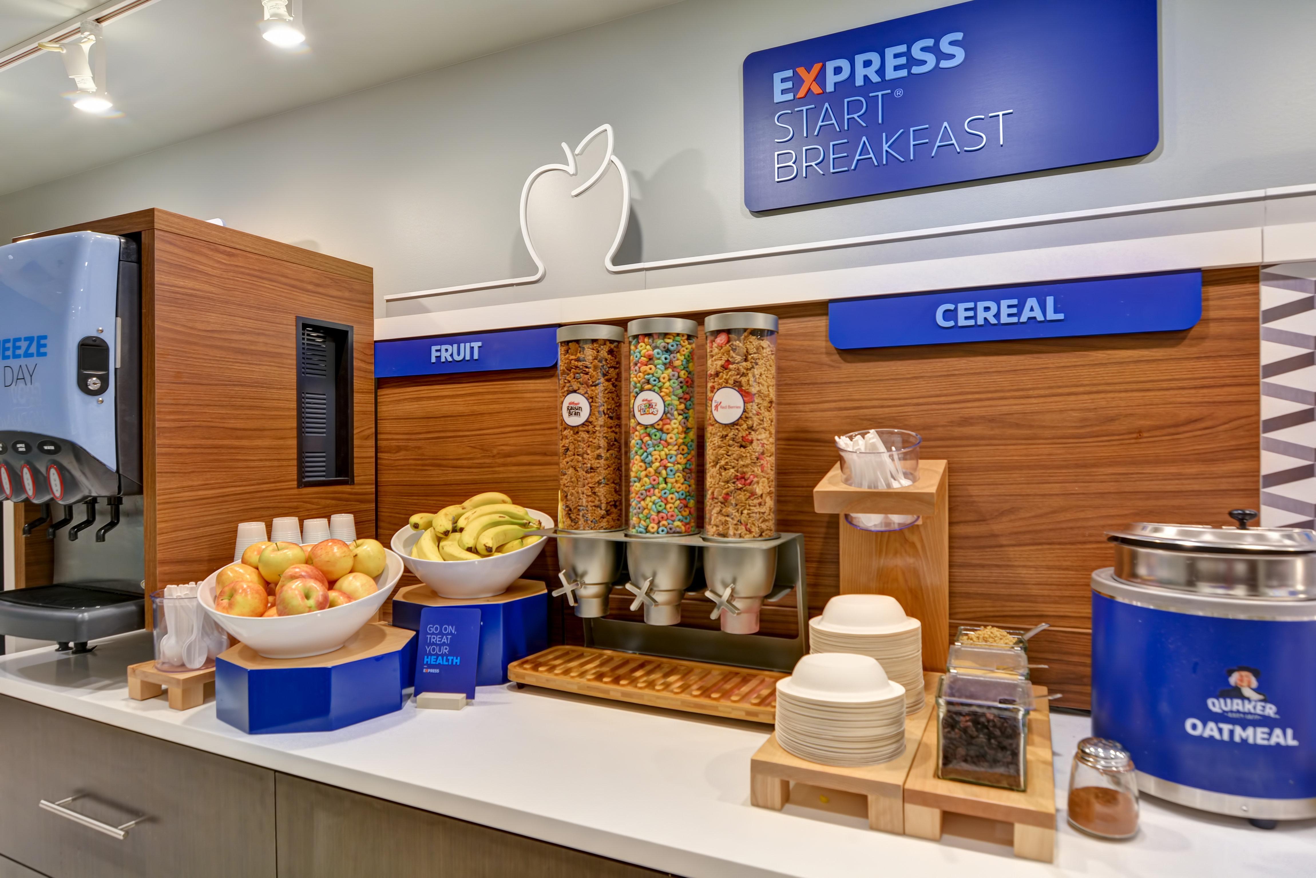 Holiday Inn Express Hotel & Suites Milwaukee-New Berlin By Ihg Exteriér fotografie