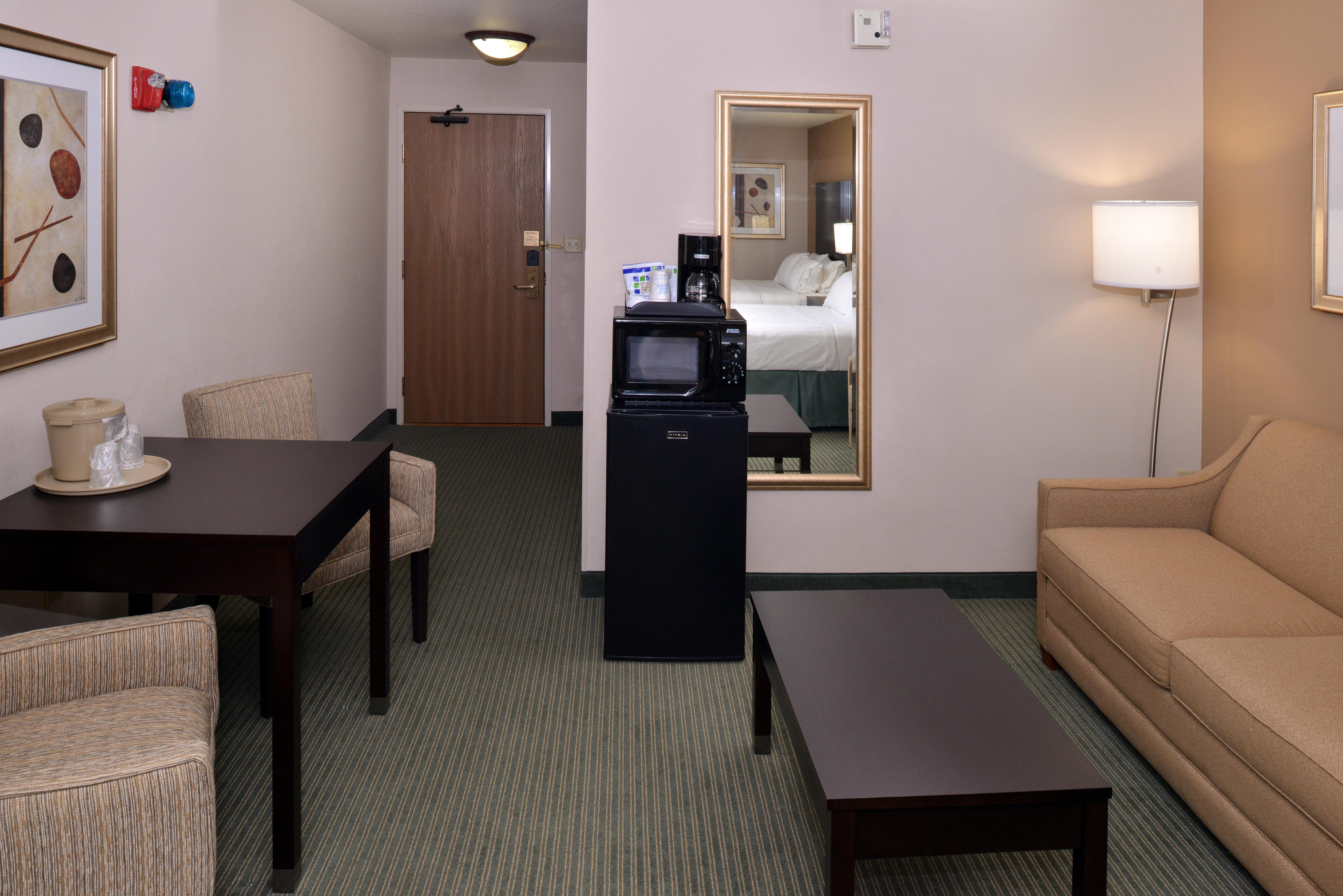 Holiday Inn Express Hotel & Suites Milwaukee-New Berlin By Ihg Exteriér fotografie