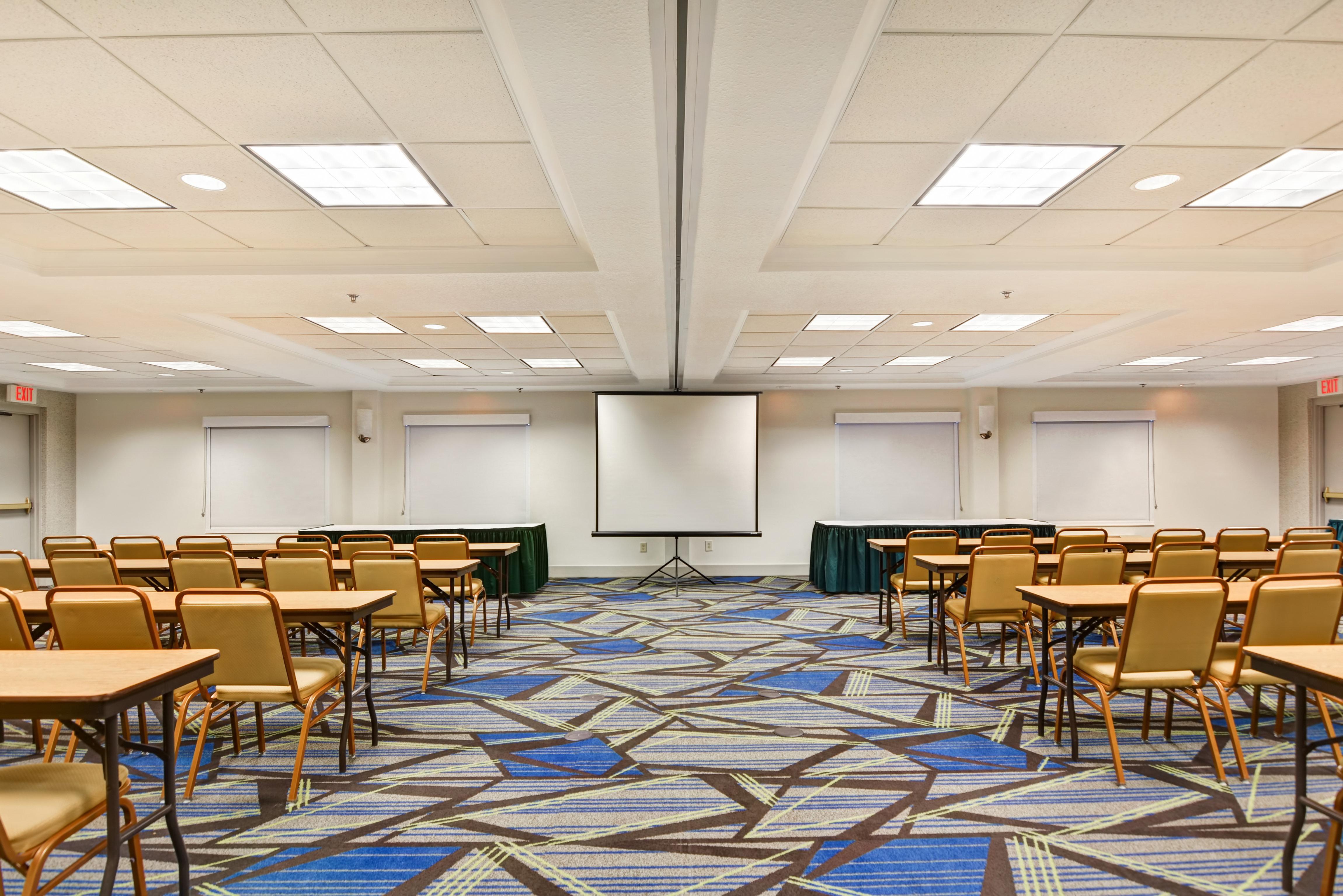 Holiday Inn Express Hotel & Suites Milwaukee-New Berlin By Ihg Exteriér fotografie