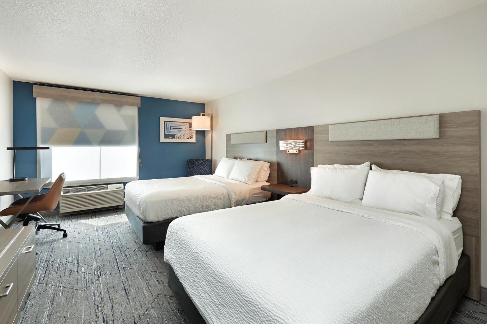 Holiday Inn Express Hotel & Suites Milwaukee-New Berlin By Ihg Exteriér fotografie