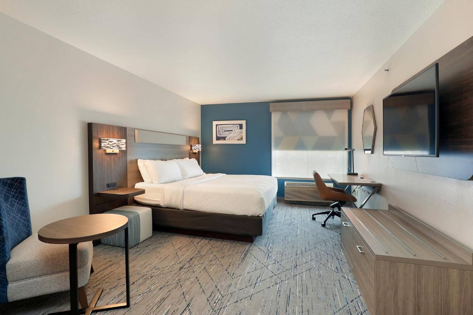 Holiday Inn Express Hotel & Suites Milwaukee-New Berlin By Ihg Exteriér fotografie