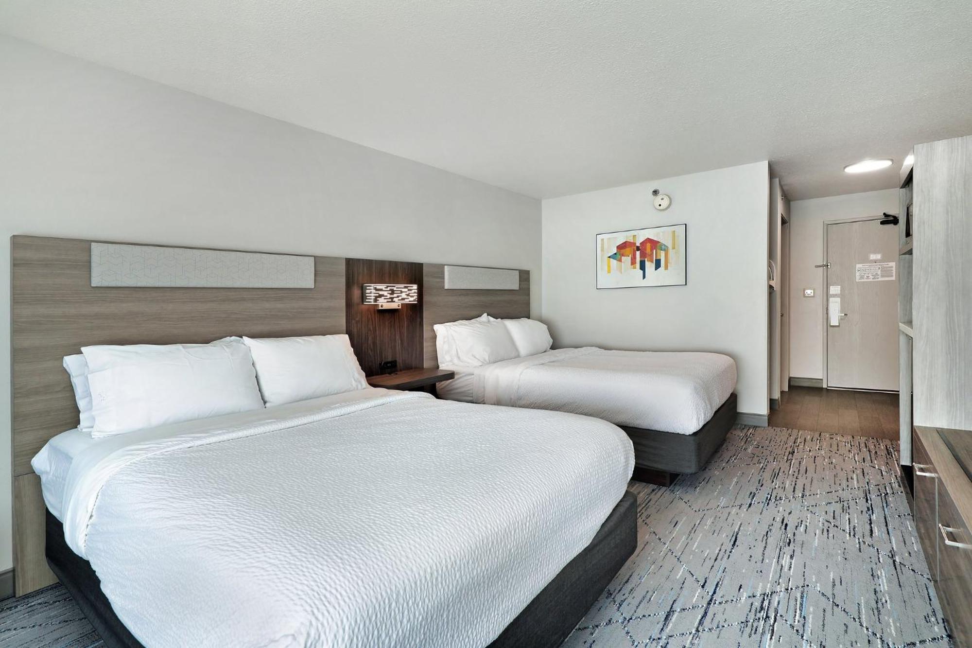 Holiday Inn Express Hotel & Suites Milwaukee-New Berlin By Ihg Exteriér fotografie